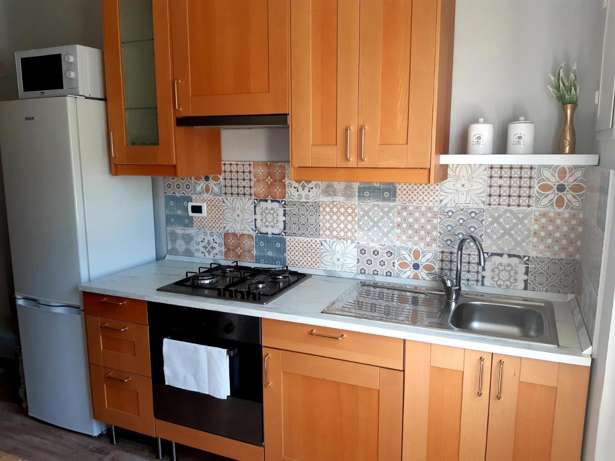 Deco & Retro Apartment La Spezia Ngoại thất bức ảnh